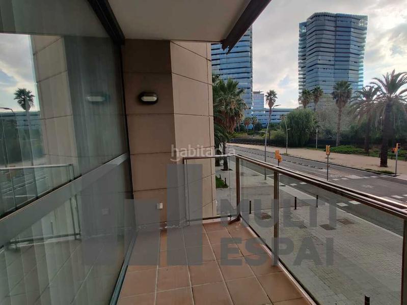 Foto d1c0b627-b323-42bc-b80c-019f3f26f703. Lloguer pis amb calefacció piscina a Diagonal Mar i el Front Marítim del Poblenou Barcelona