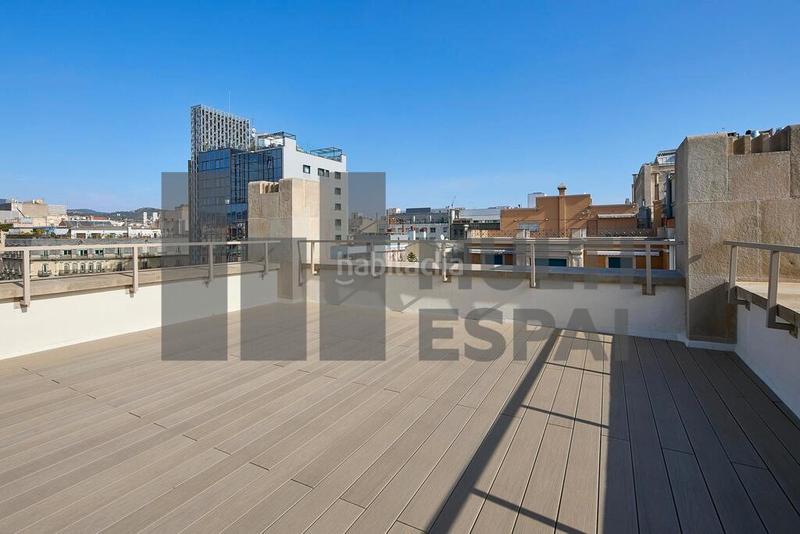 Foto f1b2b3c4-04ee-4d5f-9b3c-7b906aea81aa. Rent office space with heating in Dreta de l´Eixample Barcelona