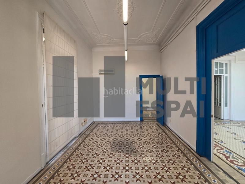 Foto 11d91482-ae74-46c8-b480-669d3c597f94. Rent office space with heating in Dreta de l´Eixample Barcelona