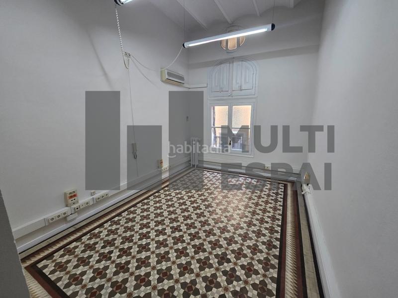 Foto 3c70a6d0-48e1-47bc-9ae2-4aacd77284d3. Rent office space with heating in Dreta de l´Eixample Barcelona