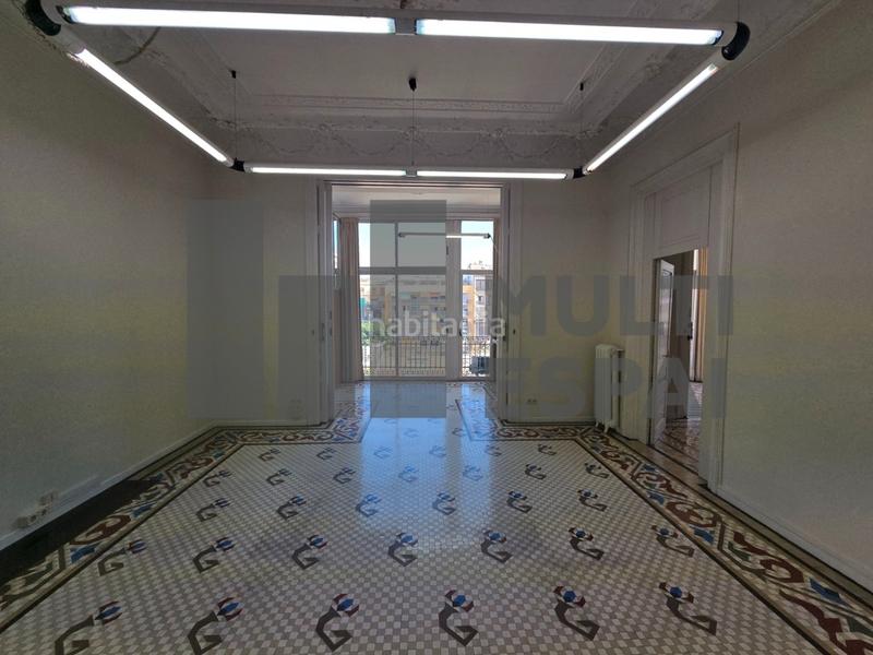 Foto 6aa0e3e8-dab8-4b30-94a7-e0b53e63d122. Affitto ufficio con riscaldamento in Dreta de l´Eixample Barcelona