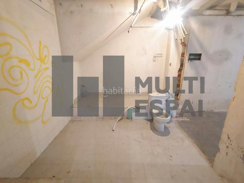 Foto a0aabe60-1c78-4973-adbf-7d05586aeee4. Geschäftsraum in El Camp de l´Arpa del Clot Barcelona