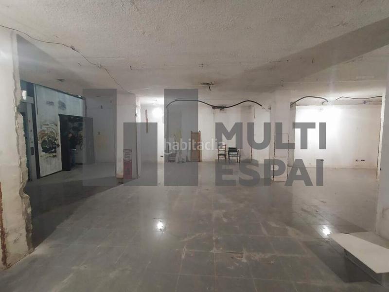 Foto 333f89af-56af-4eb7-97d8-bcee0c03db3a. Local comercial en El Camp de l´Arpa del Clot Barcelona
