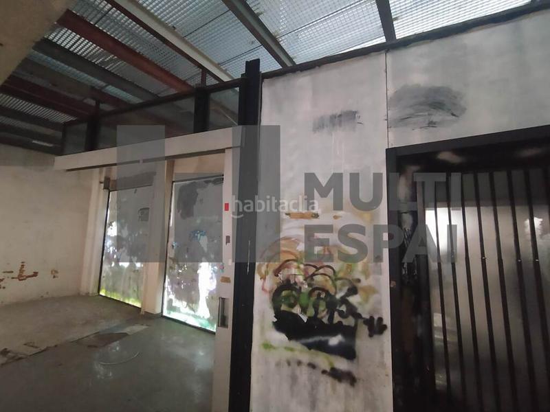Foto 9cbfb6ae-908b-49f0-9450-af95d12e2ed7. Local comercial en El Camp de l´Arpa del Clot Barcelona