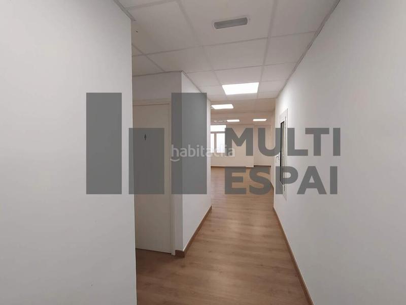 Foto 4c0b4cea-ac22-4ac2-acd9-d1dbab7369f2. Lloguer local comercial amb calefacció a La Nova Esquerra de l´Eixample Barcelona