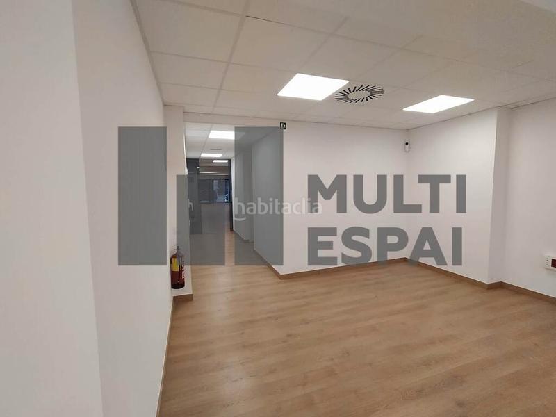 Foto 6658b99f-9bd0-4746-8efd-e7d9608663b9. Lloguer local comercial amb calefacció a La Nova Esquerra de l´Eixample Barcelona