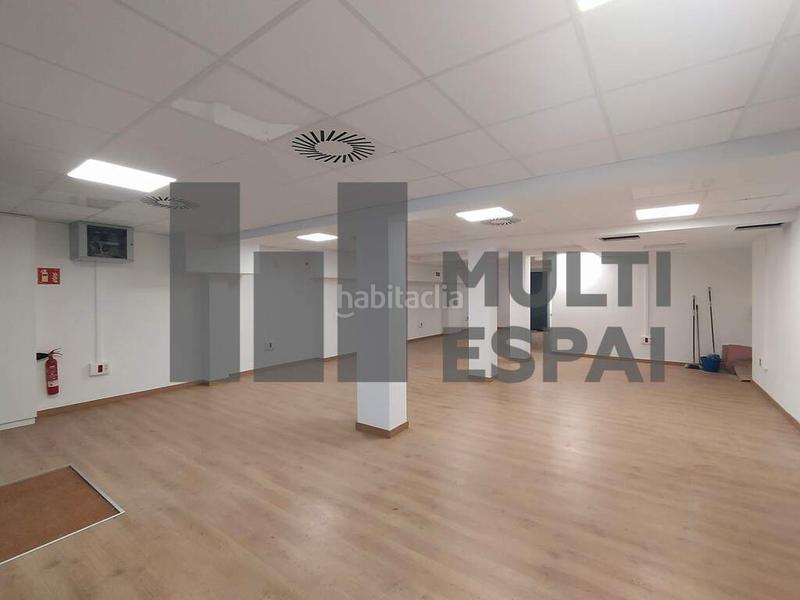 Foto 79c9cbc5-6b32-4f1a-bc1a-664ef595022e. Location local commercial avec chauffage dans La Nova Esquerra de l´Eixample Barcelona