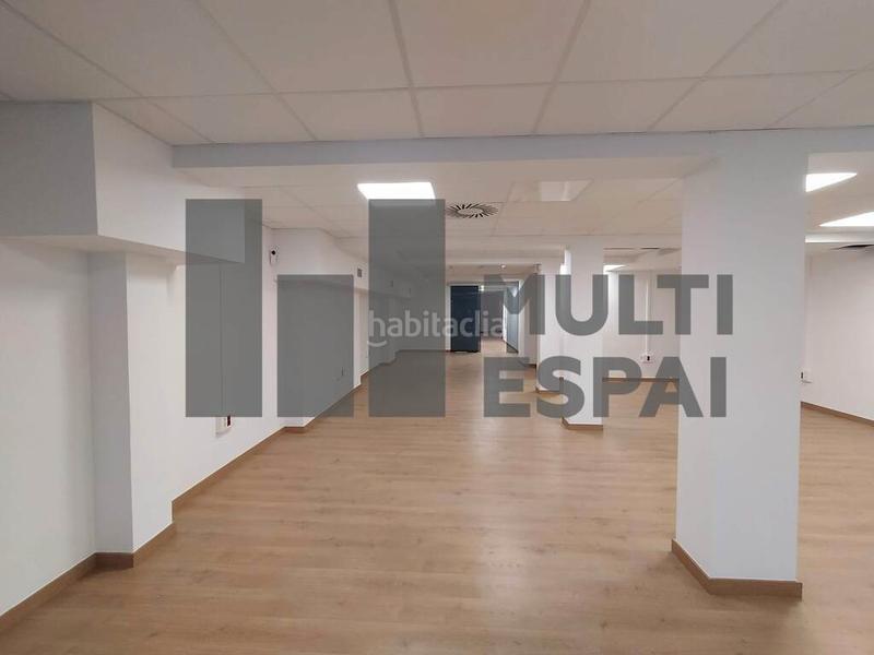 Foto 7c017374-dda7-4a32-afaa-5600968de2dd. Affitto locale commerciale con riscaldamento in La Nova Esquerra de l´Eixample Barcelona