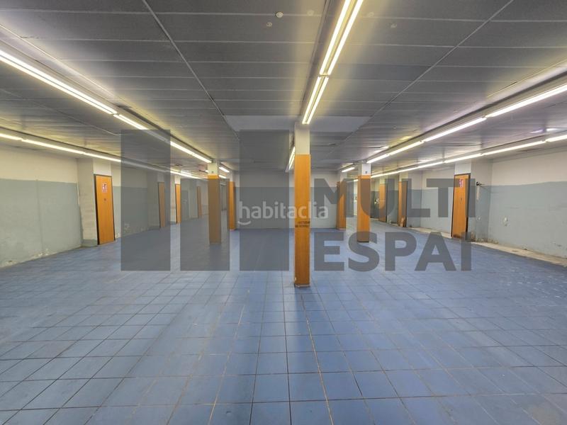 Foto cd8b4f12-9c3b-42bd-bdeb-ce66c548d911. Alquiler local comercial en L´Antiga Esquerra de l´Eixample Barcelona