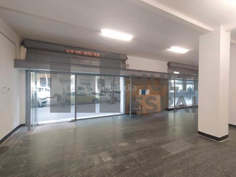 Foto f43e09b2-7eba-416b-98ac-dcf7104239cf. Local comercial a Sant Antoni Barcelona