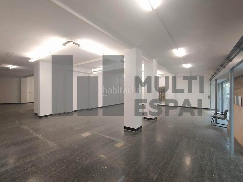 Foto ac6e4f98-d5ae-46f1-9414-cbcc6ad2db95. Local commercial dans Sant Antoni Barcelona