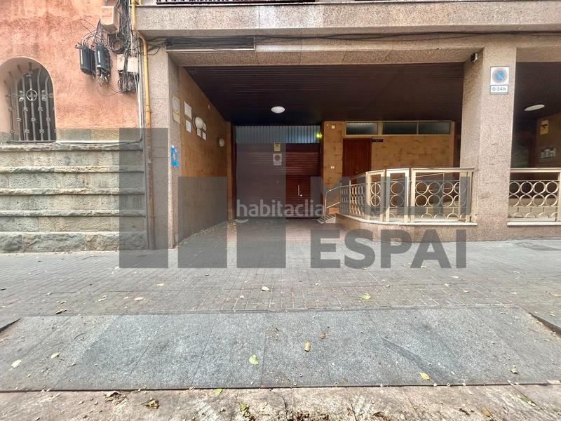 Foto 59f3fa20-00da-4175-aa2e-9ecf6504e65f. Parking coche en Sants-Badal Barcelona