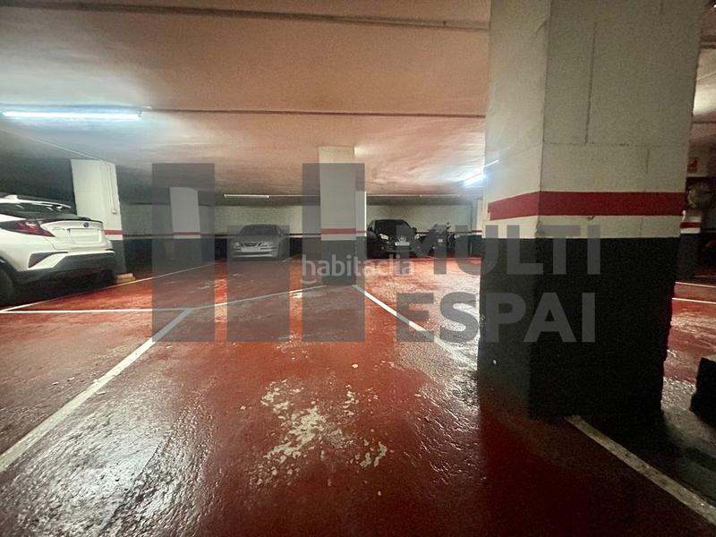Foto 737e3b29-e77f-418c-9194-a07463b0ed5b. Parking coche en Sants-Badal Barcelona
