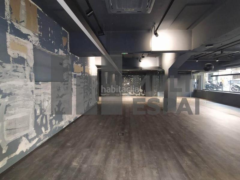 Foto 3cff2d87-a602-47dc-87c1-66a5a4c526ed. Rent business premise in L´Antiga Esquerra de l´Eixample Barcelona