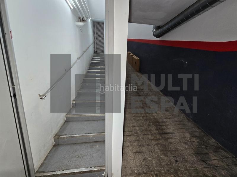 Foto 0a36ea57-06a1-4f7b-8bb9-05f1f3cd069b. Local comercial a Sants Barcelona