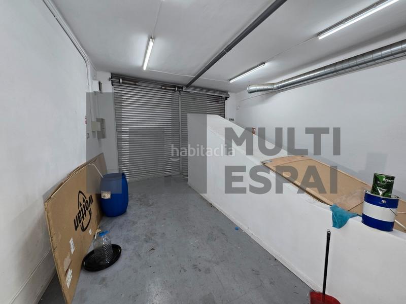 Foto 5e8a0ce1-6bee-42e6-bb81-3c1285207398. Local comercial a Sants Barcelona