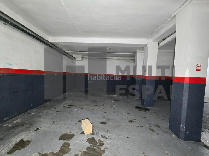 Foto b62f48d7-b2a6-4f2b-9198-3a32937ffb67. Local comercial a Sants Barcelona