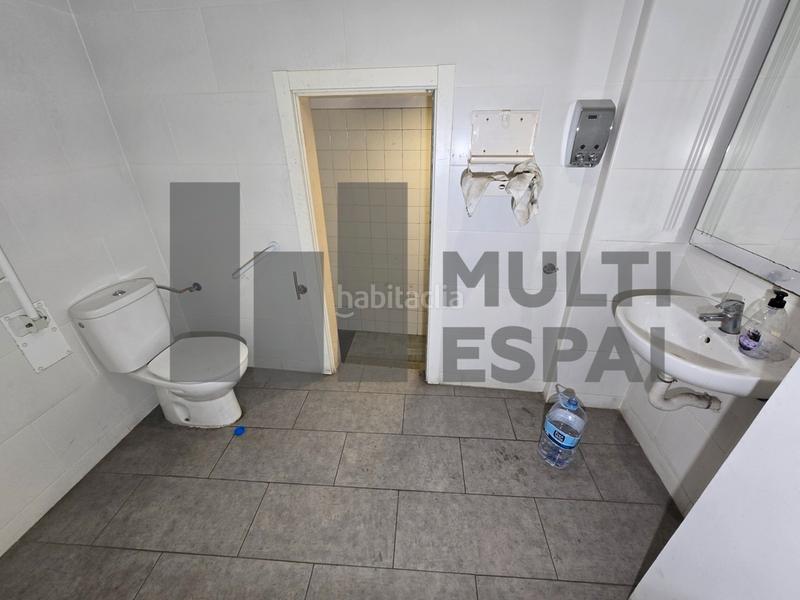 Foto c870de5b-1508-45cf-8296-4740e8731150. Locale commerciale in Sants Barcelona