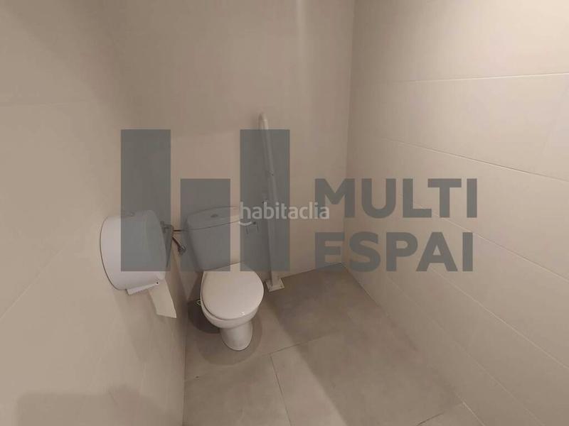 Foto 727046a4-ed8e-4416-921b-4f6217f4d10f. Location local commercial dans Sant Antoni Barcelona