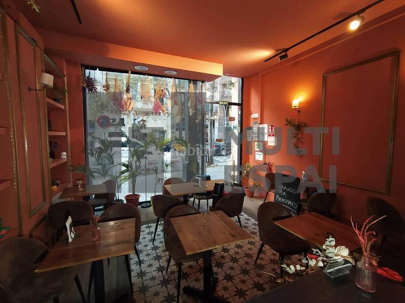 Foto ca6a6626-7e84-402e-9067-c52035ec569b. Affitto locale commerciale in L´Antiga Esquerra de l´Eixample Barcelona