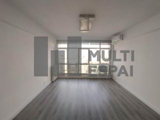 Rent Office space  Carrer del rossell�