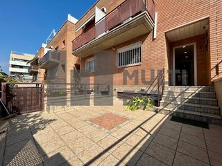 Reihenhaus  Carrer de pablo iglesias