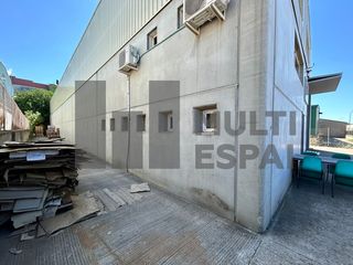 Nau industrial a Avinguda d'Europa