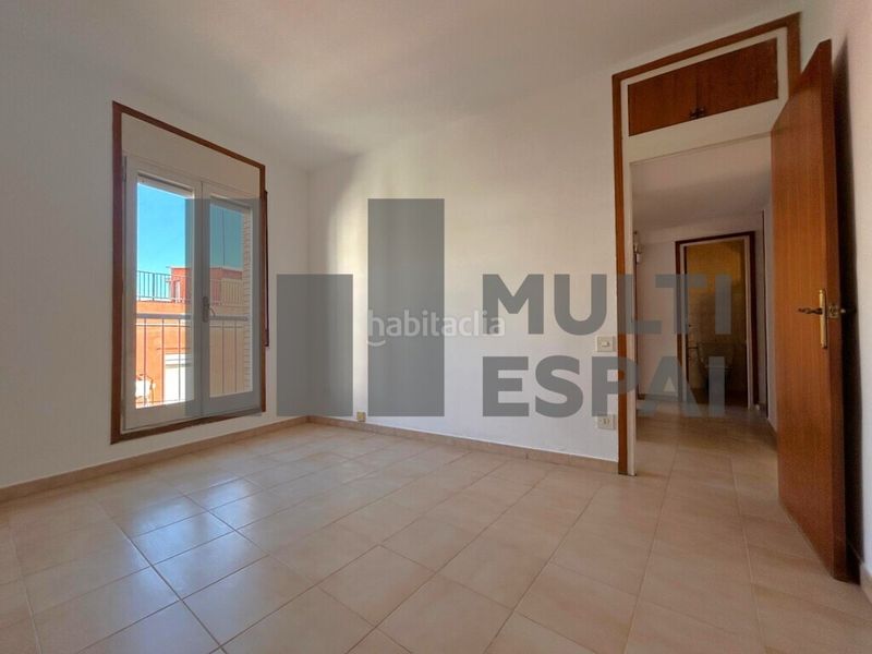 Foto cfa6dab9-8a04-49a1-b402-2f701b0f4411. Pis a Guinardó Barcelona
