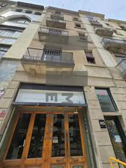 Building in La rambla 79