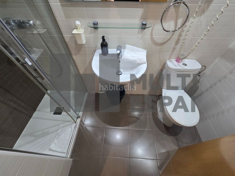 Foto 6455b562-94e9-4aa0-a914-731cdc2037ce. Edifici a la rambla 79 a Raval Barcelona