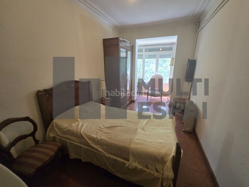 Foto a0c910f3-0938-4b7d-be06-7a7c55d26086. Pis a Vila de Gràcia Barcelona