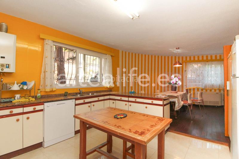 Foto 396d885a-2e3d-4c14-8f33-b061462f15ec. Casa a schiera con parcheggio piscina in Mascarat Altea