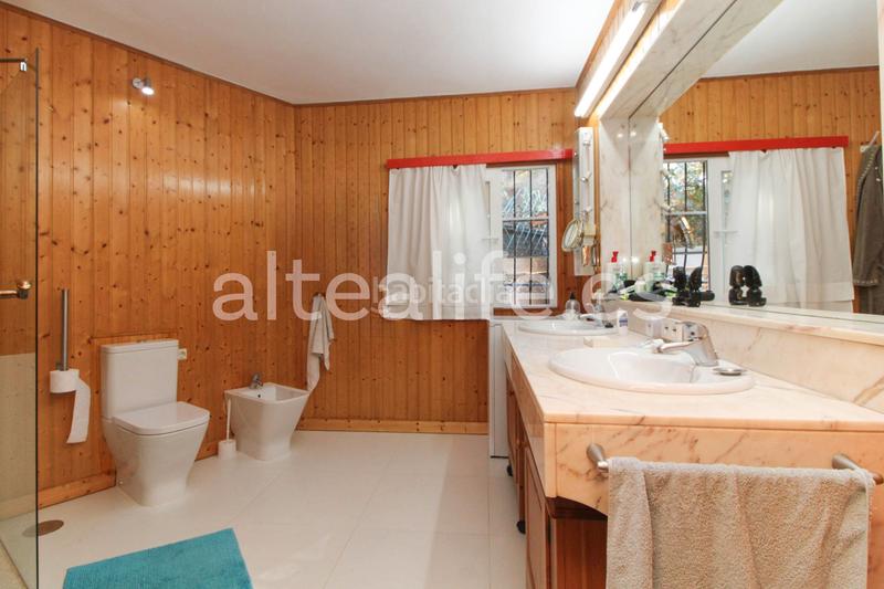 Foto 4081d4e7-c263-498d-8896-369cbfa3d5e2. Casa a schiera con parcheggio piscina in Mascarat Altea