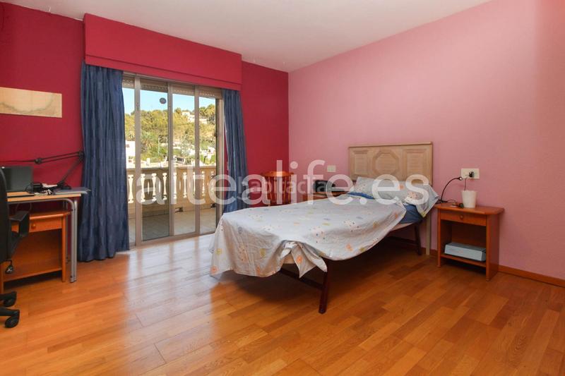 Foto 5d3cebda-02ae-408c-abed-566703ae008b. Casa a schiera con parcheggio piscina in Mascarat Altea