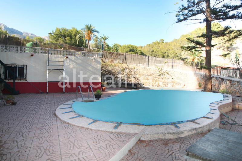 Foto 8e65e4b0-b34a-469b-b67e-d873c2888901. Casa a schiera con parcheggio piscina in Mascarat Altea