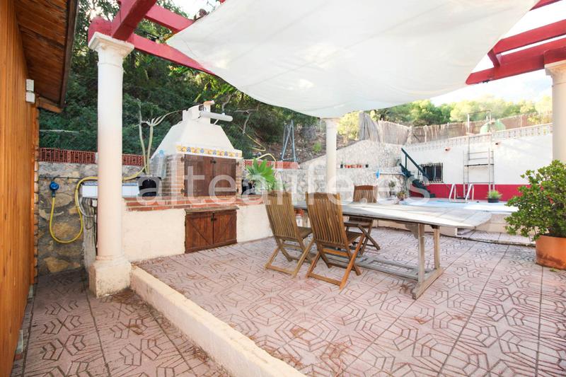 Foto b681368c-b178-44b3-b886-1062a88bef18. Casa a schiera con parcheggio piscina in Mascarat Altea