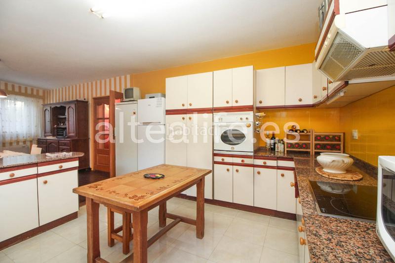 Foto c763a678-2ab4-4076-bc41-a08203ca2008. Casa a schiera con parcheggio piscina in Mascarat Altea