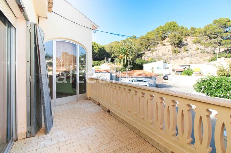 Foto cddc8945-ea14-4606-8e68-c6c7ad6219f4. Casa a schiera con parcheggio piscina in Mascarat Altea