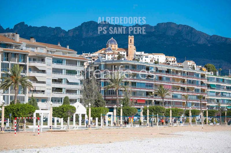 Foto 518f4a3f-d45e-4367-8597-3f5dd81cb97b. Alquiler apartamento  con vistas al mar en la zona del puerto en Altea