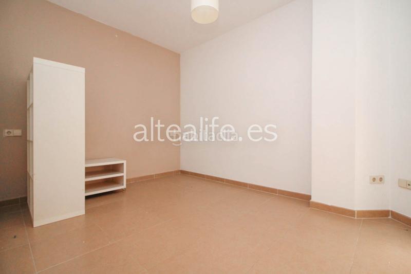 Foto 61f5f922-22aa-402e-afec-2c60ae41f701. Alquiler apartamento  con vistas al mar en la zona del puerto en Altea