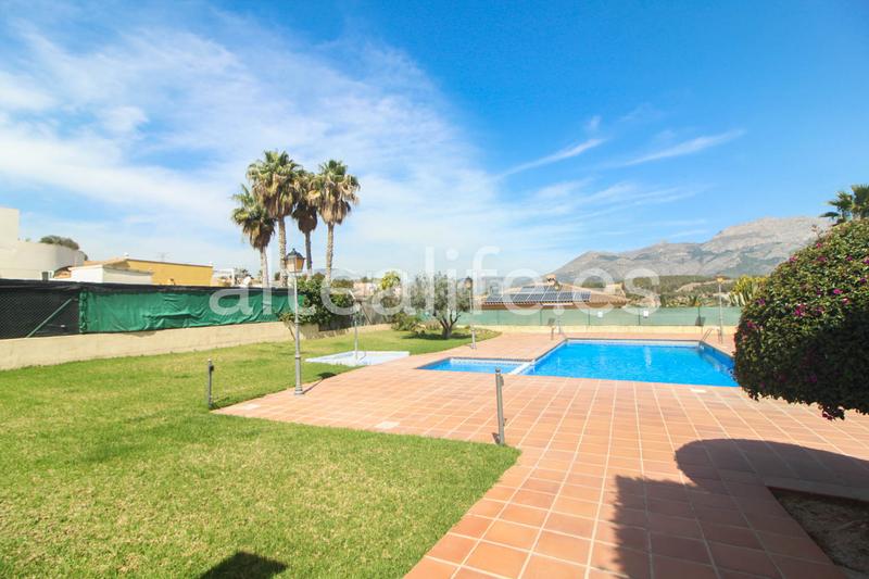 Foto ab74b96d-d9f2-4af4-9e13-febcdab945db. Xalet amb calefacció aparcament piscina a El Tossal-Bello Horizonte Nucia (la)