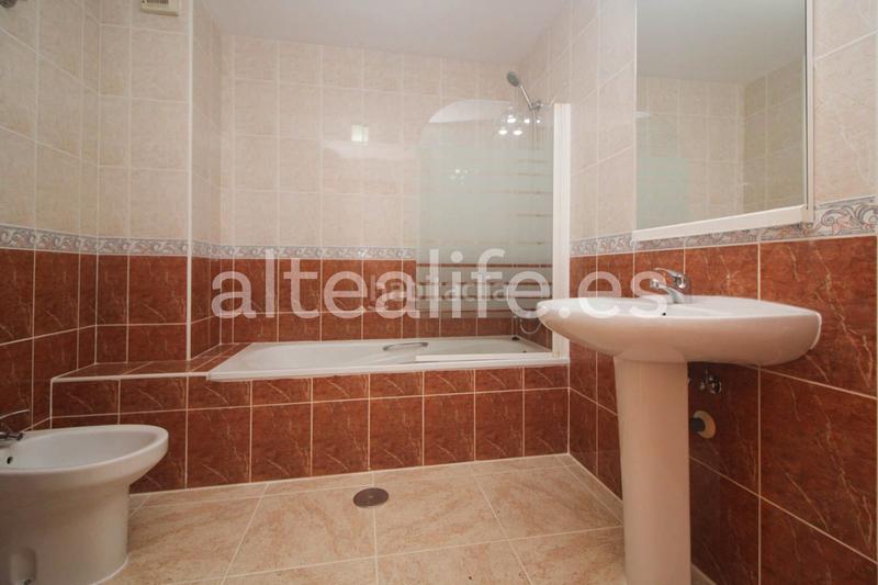 Foto bc9c89a3-90d7-40f8-95a5-1ce371049c1e. Xalet amb calefacció aparcament piscina a El Tossal-Bello Horizonte Nucia (la)