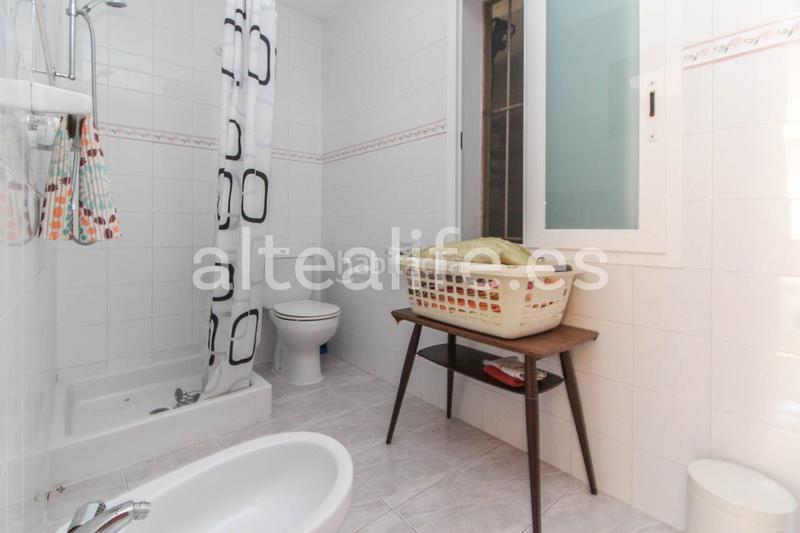 Foto 3b7377c9-2463-4e9d-877c-d5263558facd. Xalet amb calefacció aparcament piscina a Altea ciudad Altea