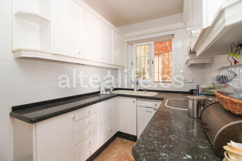 Foto 45dad306-bae2-4213-8383-bc4046af0559. Xalet amb calefacció aparcament piscina a Altea ciudad Altea