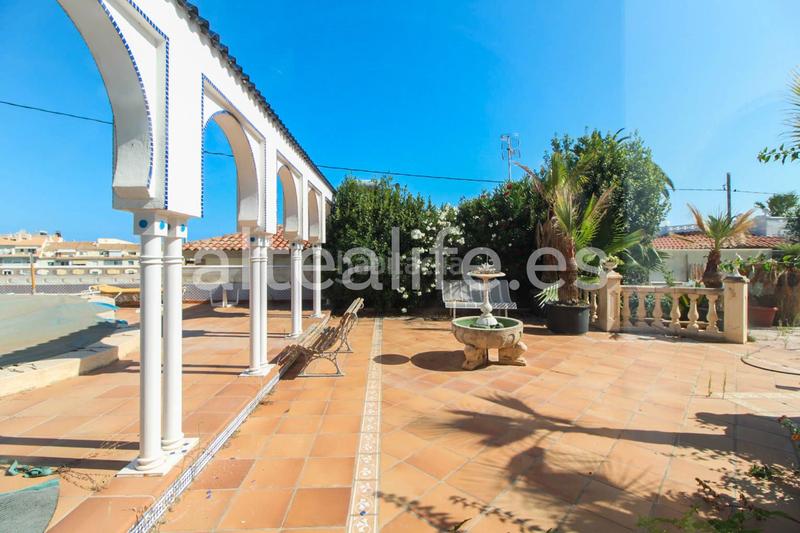 Foto 6dad5b27-243f-423e-86be-608d3db847c7. Xalet amb calefacció aparcament piscina a Altea ciudad Altea