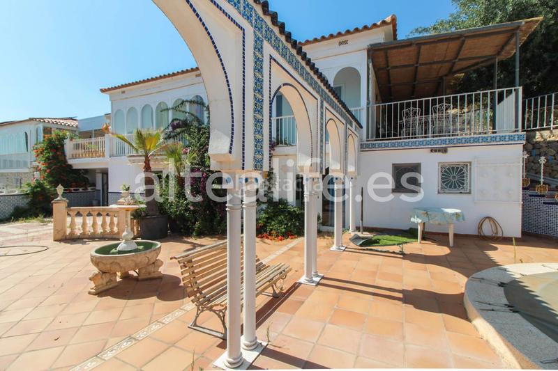 Foto f5a3b4f1-6604-492f-a9c1-462b2e9863bb. Xalet amb calefacció aparcament piscina a Altea ciudad Altea