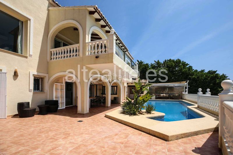 Foto 4a98fd2e-0404-4d20-b8da-0145ea6a1cd3. Xalet amb calefacció aparcament piscina a Altea hills Altea