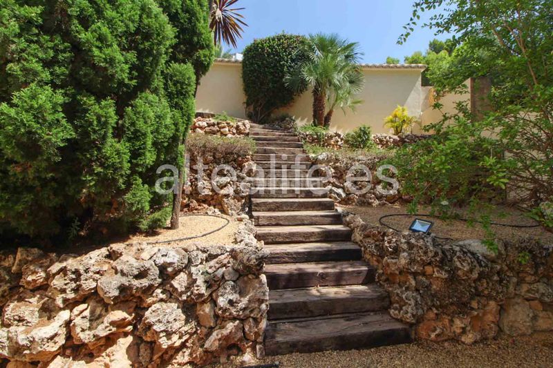 Foto 56b555d2-3e23-4bce-92b9-ff4b1fdec62b. Xalet amb calefacció aparcament piscina a Altea hills Altea