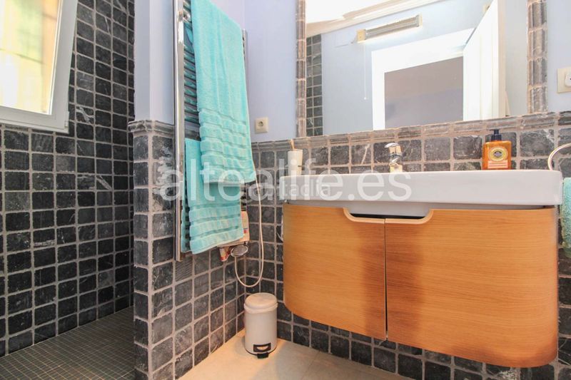 Foto a215ac38-36ed-4e65-9d81-3e6306b10344. Xalet amb calefacció aparcament piscina a Altea hills Altea