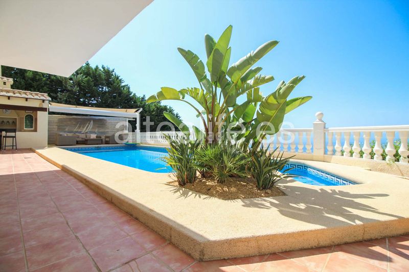 Foto c0e8492b-cf5d-4427-b854-5d517fbfc877. Xalet amb calefacció aparcament piscina a Altea hills Altea